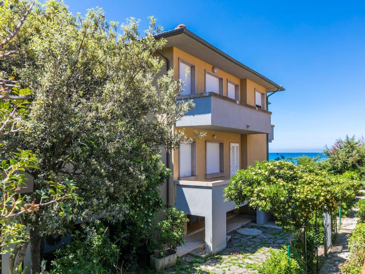 Apartment Marequi By Interhome San Vincenzo Bagian luar foto